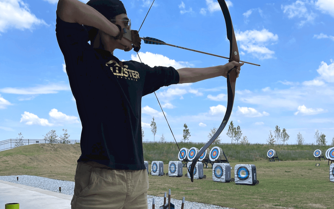 Recurve Bow vs Compound Bow – What’s the Difference?